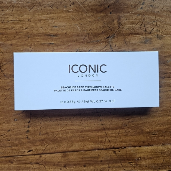 ICONIC London Eyeshadow Palette in White - Picture 1 of 3